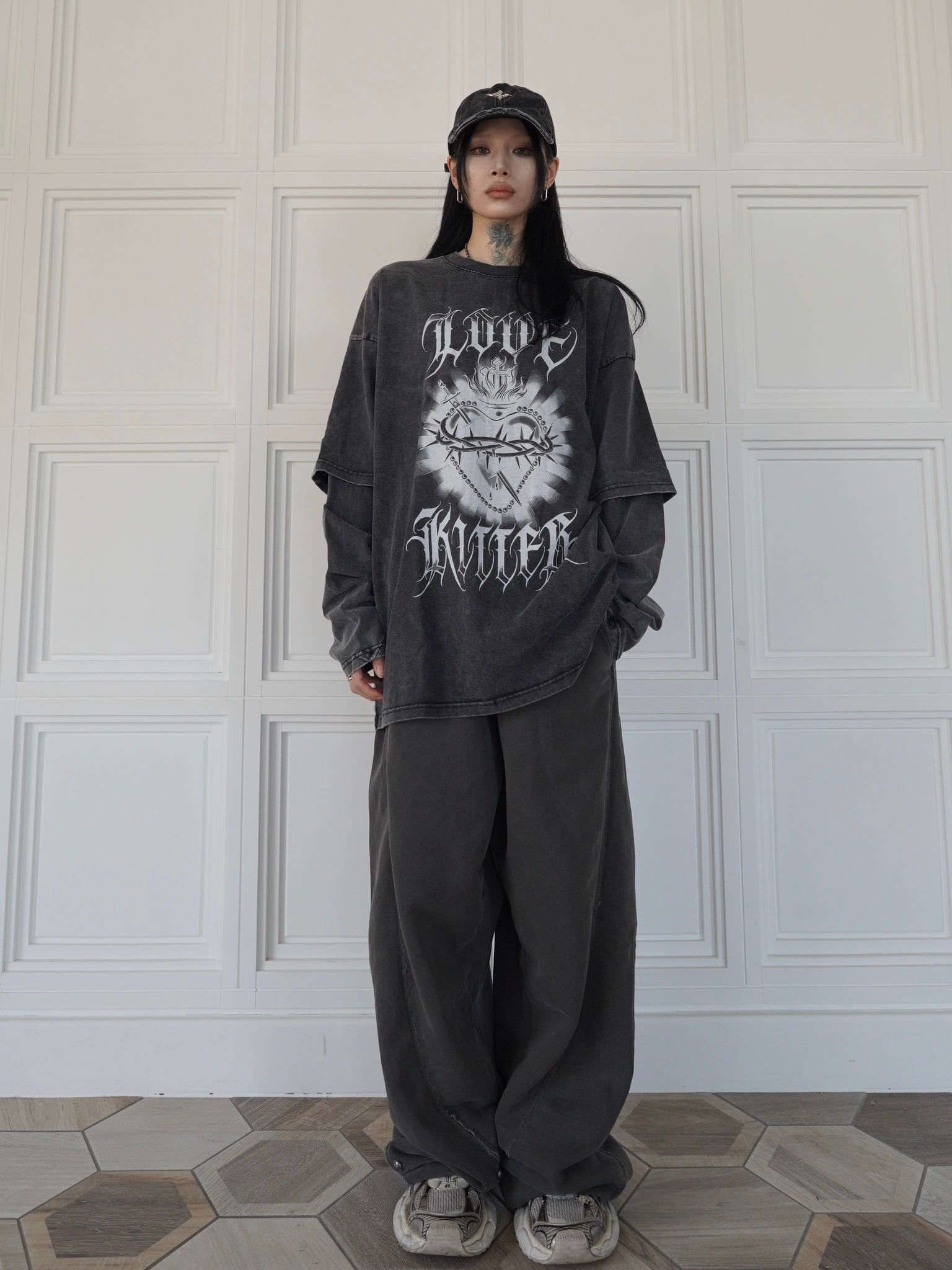 LOVE KILLER】Killer heart barbed wire layered Long T | OVERTURE