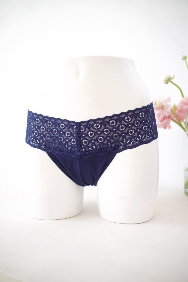 Punties* ローライズタイプ <ネイビー>