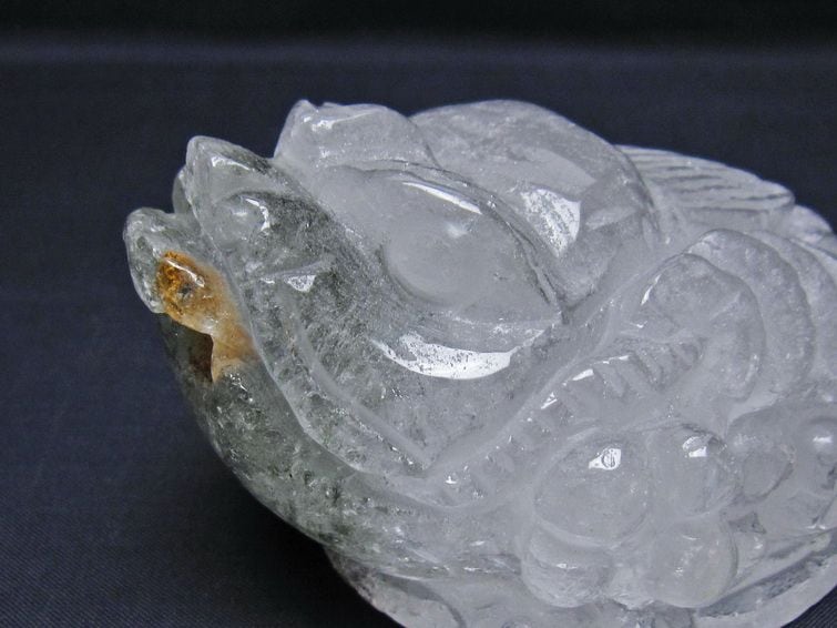 水晶 手彫り-卓上置物-キンセン-金蟾 ガーデンクォーツ 一点物 154-68