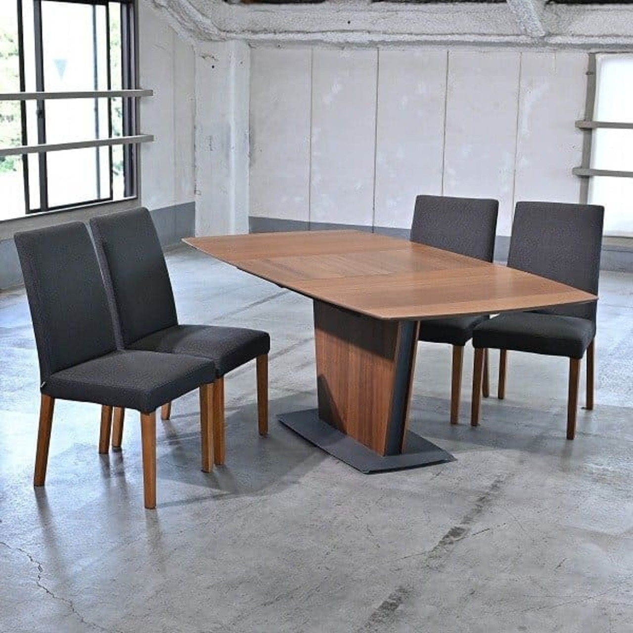 Boconsept 61万「ミラノ/ジェノヴァ」ダイニング5点セット 拡張テーブル チェア モートン・ゲオーセン Milano GENOVA ボーコンセプト 【中古家具/中古インテリア/USED家具ユーズド家具/リサイクル】