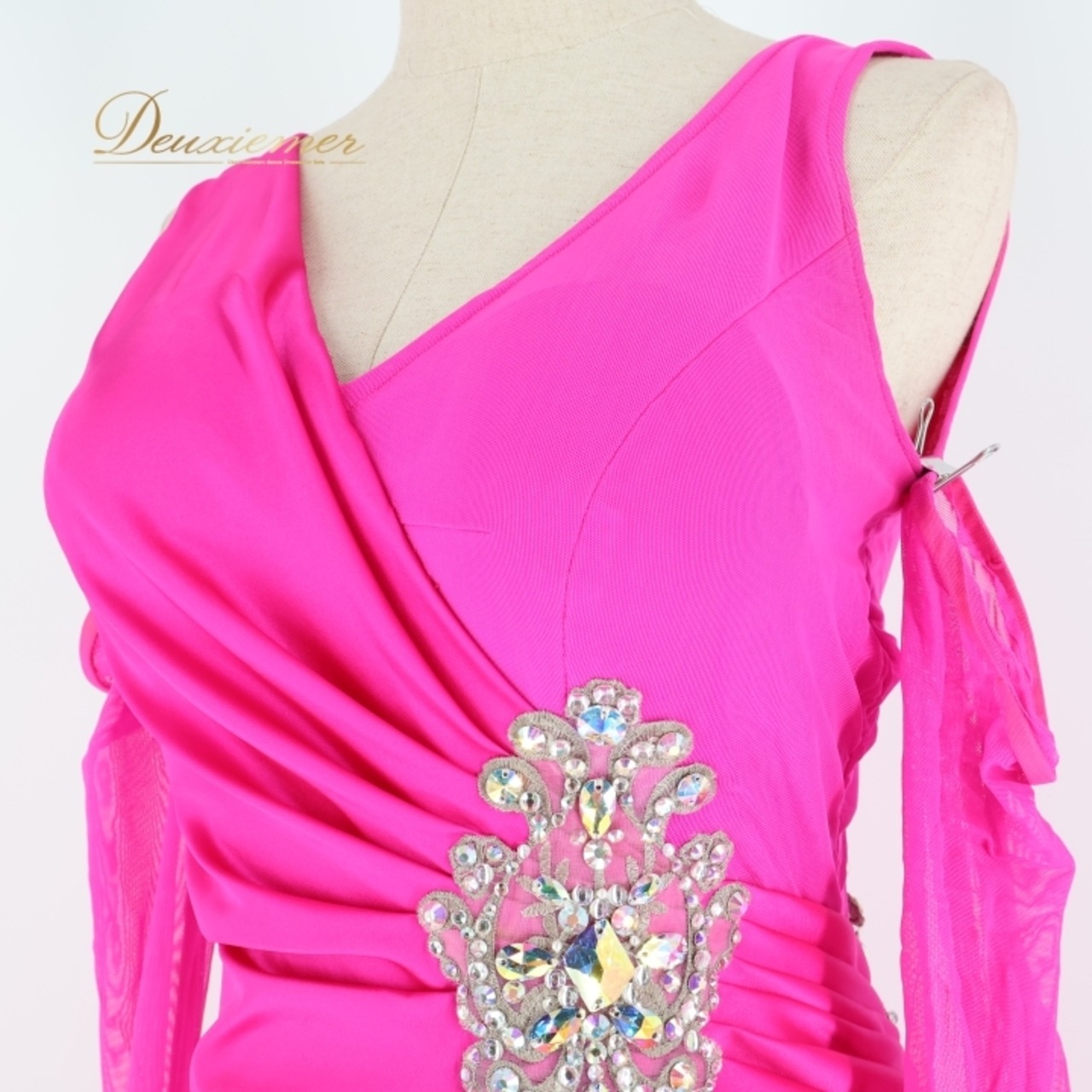 社交ダンス 衣装 スタンダードドレス ワンピース ドレス スタンダード フロート レース フリル デモ 競技 HISAYA ヒサヤ 濃いピンク 日本製 シンプル 光沢 ピンク系 競技用ドレス フロートスカート ダンス衣装 ウェア 日本製 濃色 おしゃれ かわいい 女性用 ゆったり パーティー ステージ衣装 レディース 鮮やか 上品