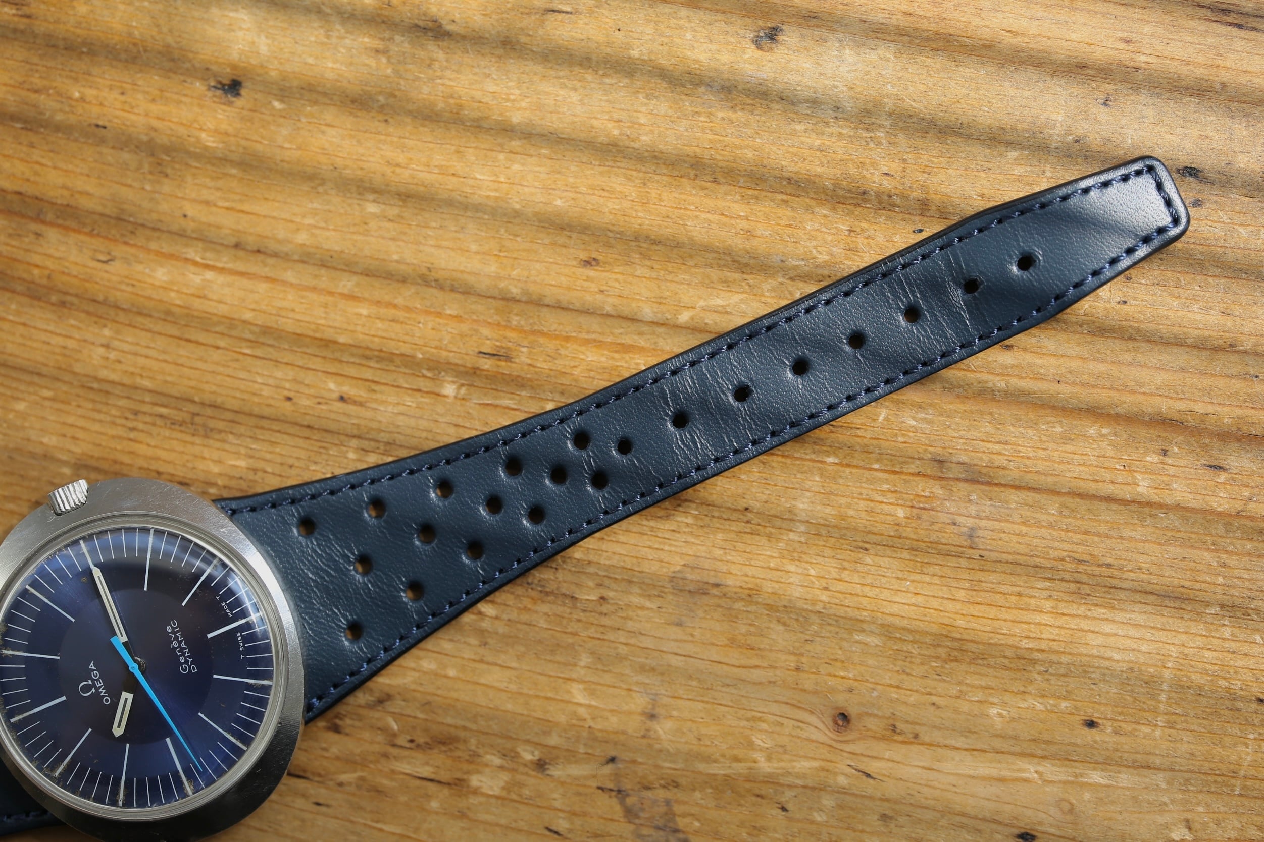 OMEGA】1970's ジュネーブ ダイナミック フルサイズ ネイビー×ブルー