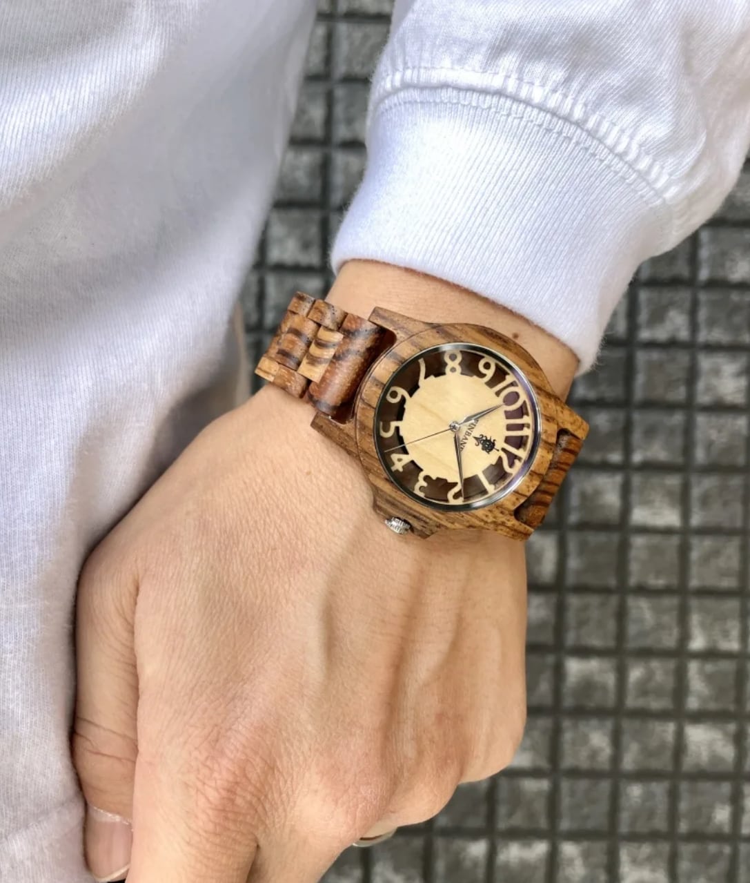 EINBAND 日本の木製腕時計 Freiheit 40mm 2 | teshigotoya ねむの木の豆