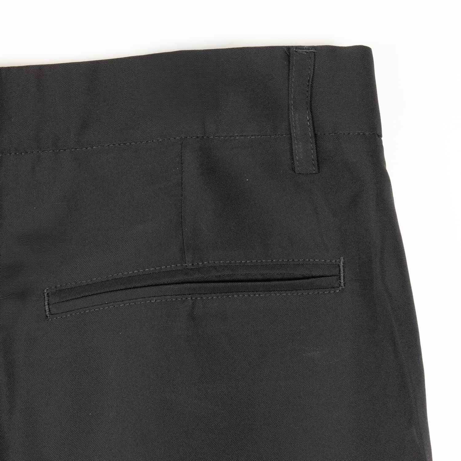 UNEEK BASEMNT - Discover independent style.