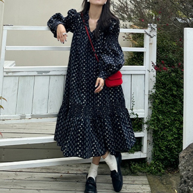 v-neck puff sleeve one-piece　J00223