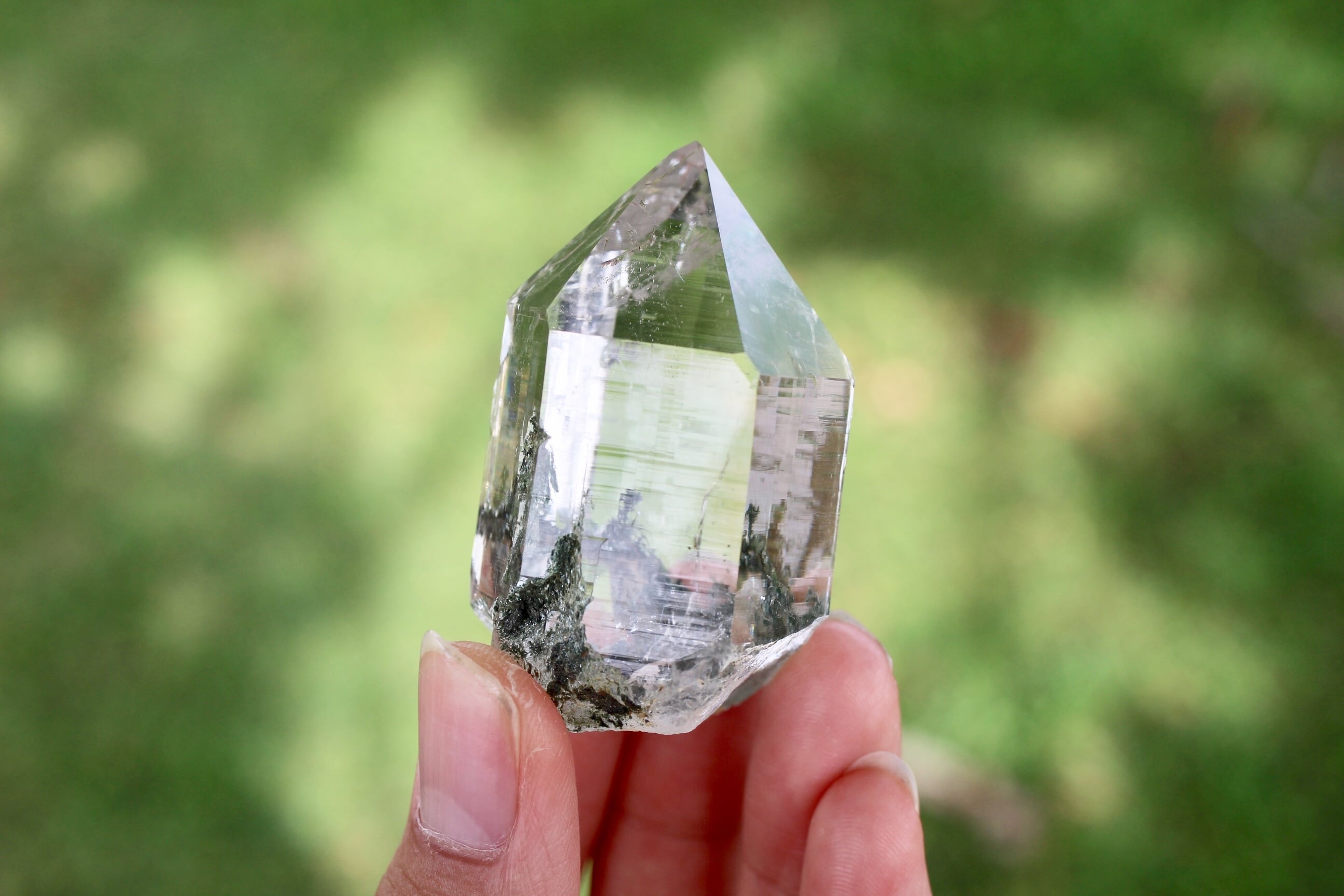 マニハール産 ヒマラヤ水晶 | 石垣島の夜光貝とヒマラヤ水晶 Laphus