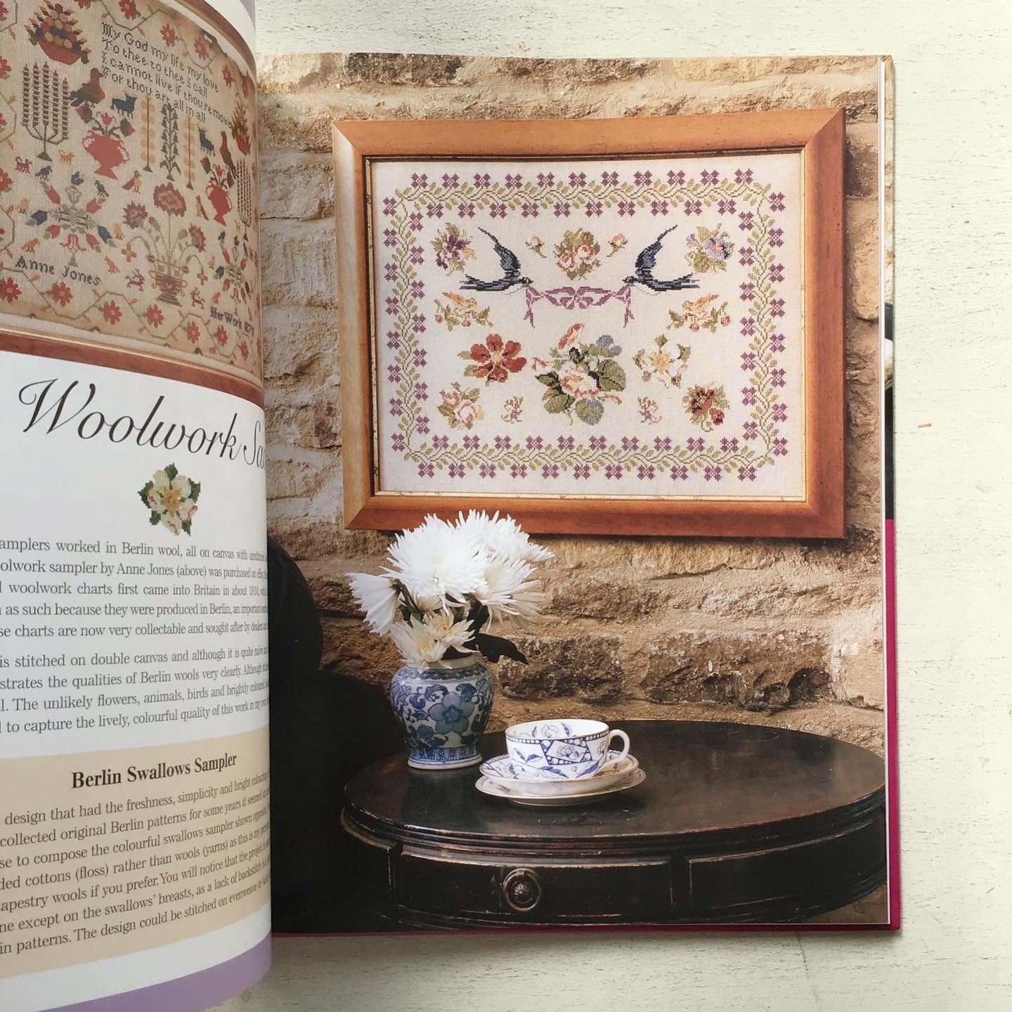 クラシックなクロスステッチサンプラー Cross Stitch Antique Style