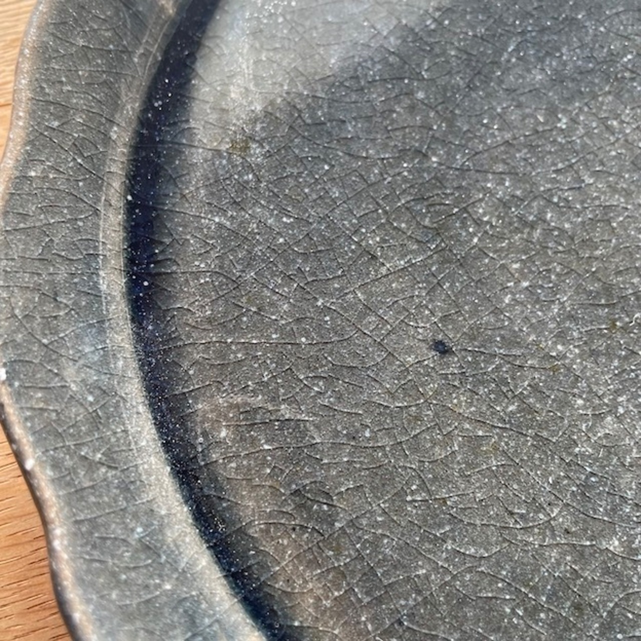 【1点のみ】たくまポタリー 7寸プレート 輪花 ブルー: 2104700000389