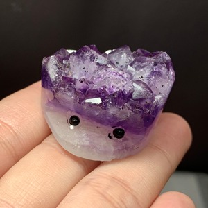 2アメジストクラスター・ハリネズミ