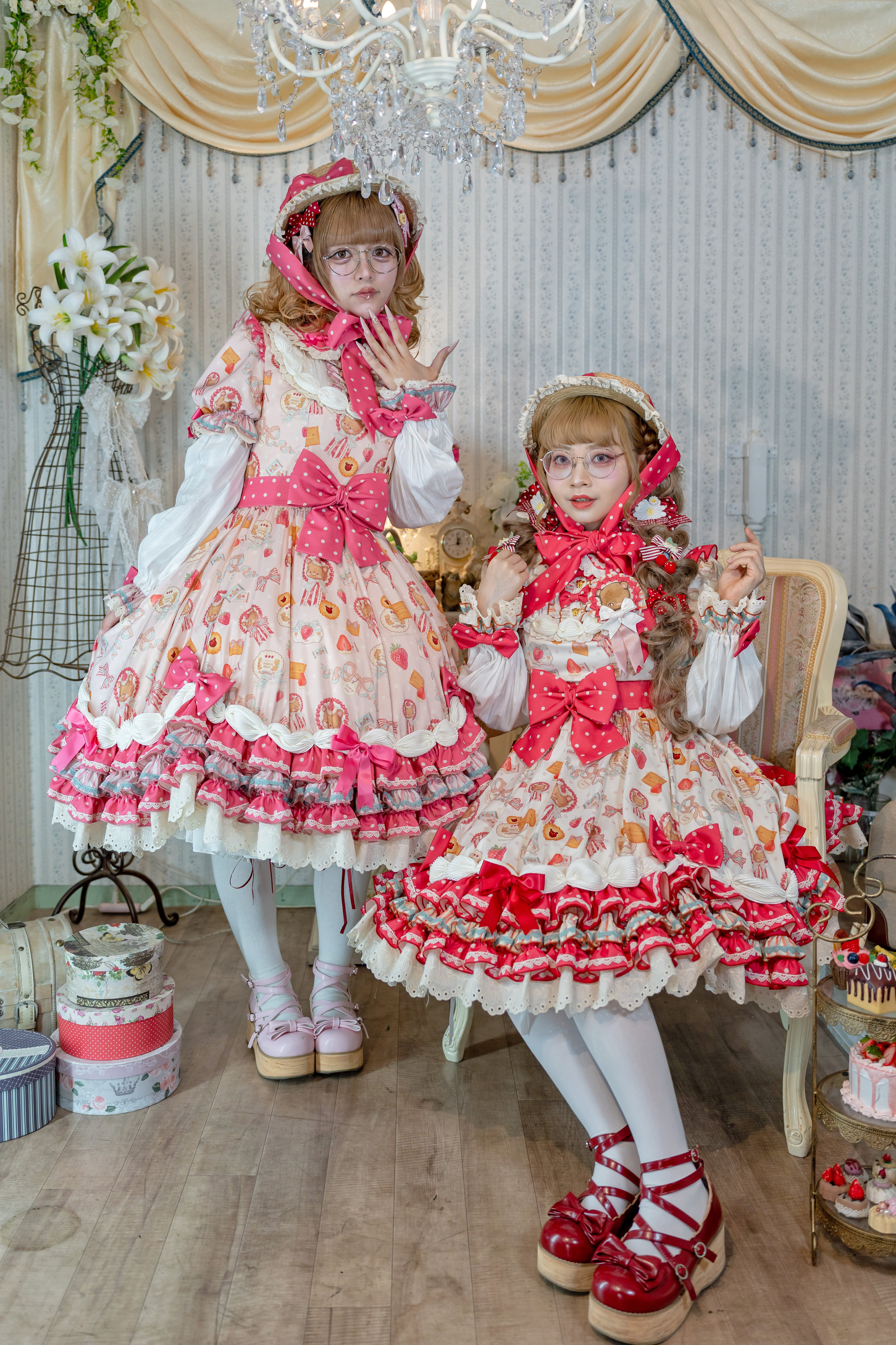 ハンドメイド★ホワイト♡いちごプリントワンピース★ぬいば♡ストラップ用コス TEDDY STRAWBERRY LABEL ホイップデコラワンピース【コラボ商品