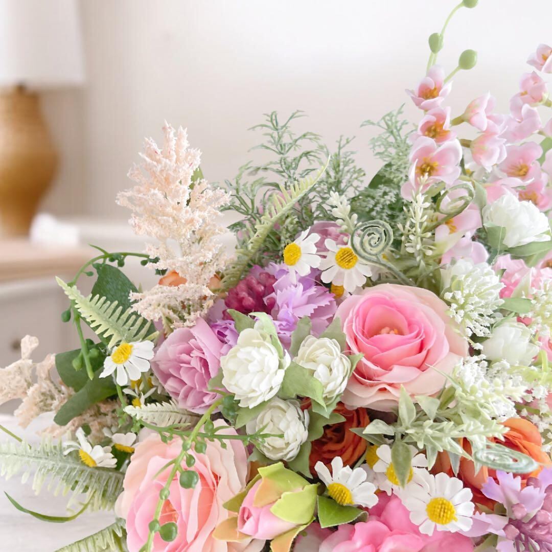 光触媒フラワー】牡丹と薔薇の幸福アレンジ 〜幸せを呼ぶ鈴蘭と野花の