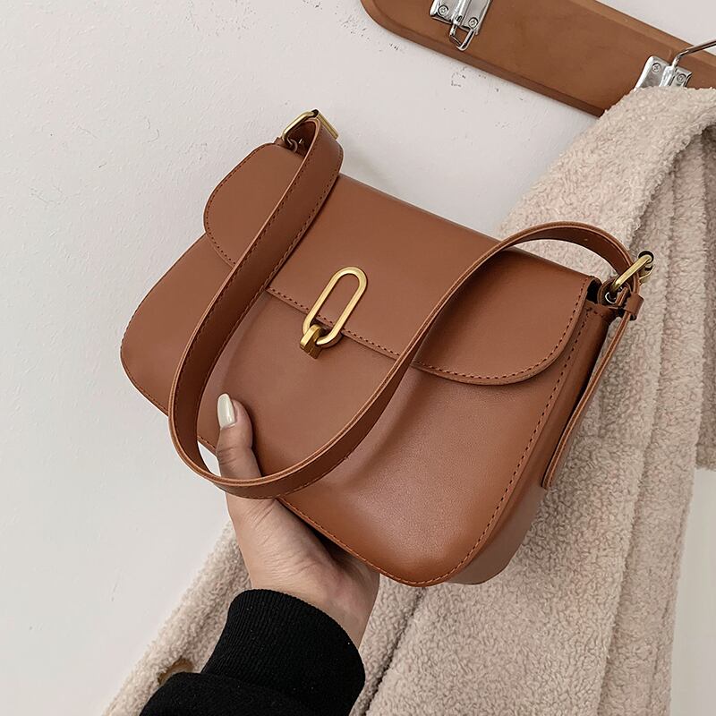 オータムウィンターレッドスタンダード レトロ 秋物 冬物 スクウェア メッセンジャーバッグ 手作りハンドバック38614744459