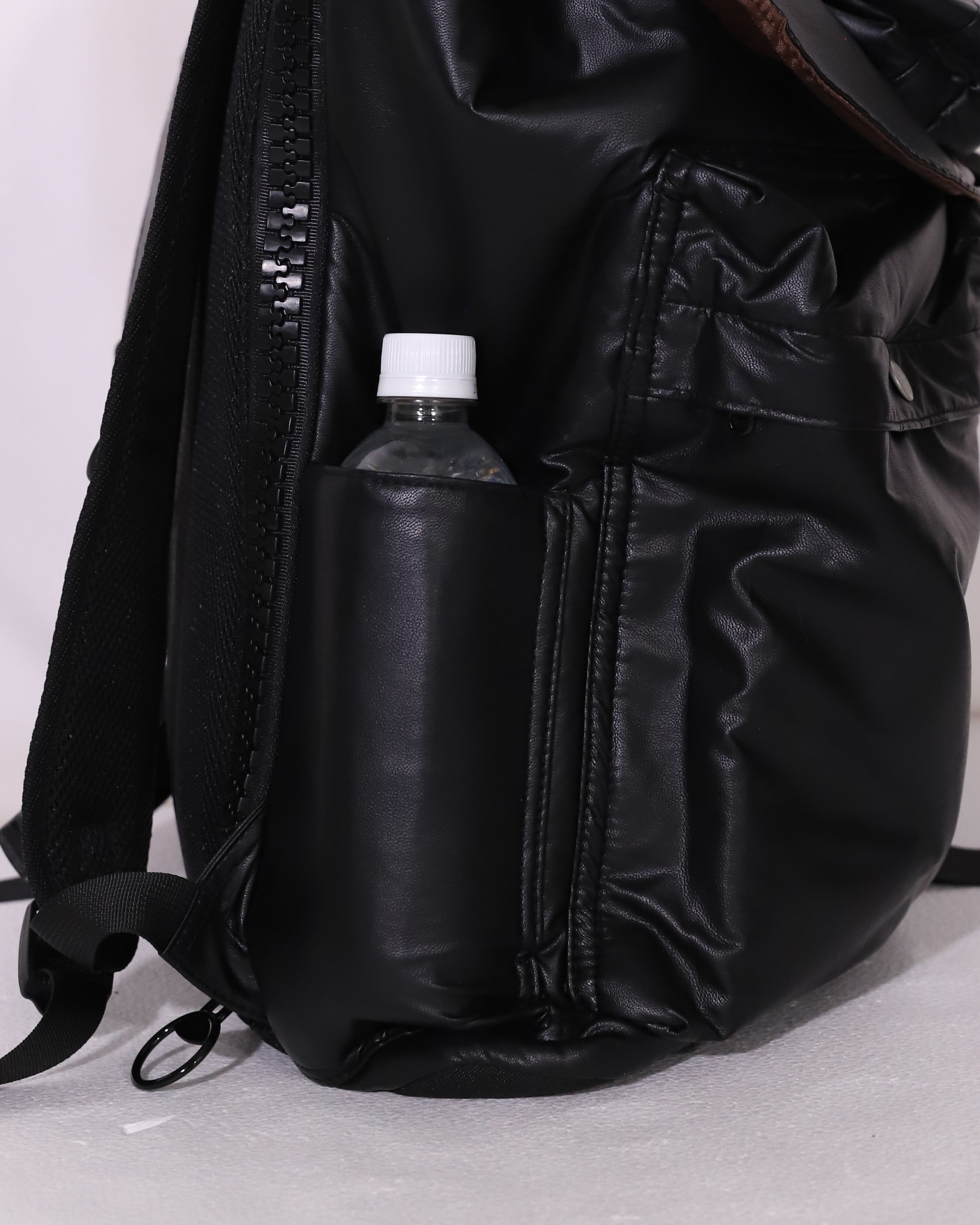Leather Traveler's Backpack | AMBERGLEAM
