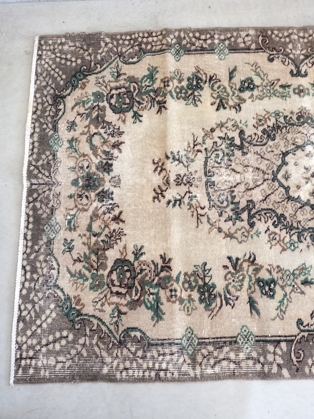 Turkish rug 203✕121cm No.391