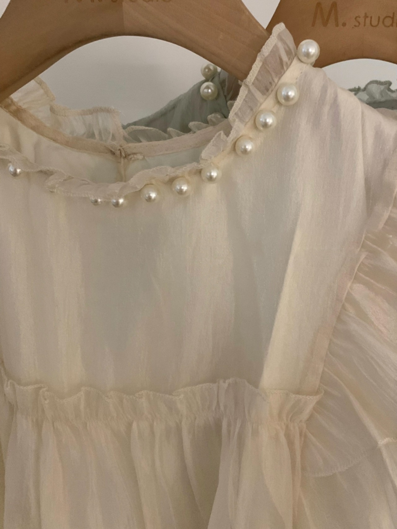 ネックパールシフォンドレス LK1359