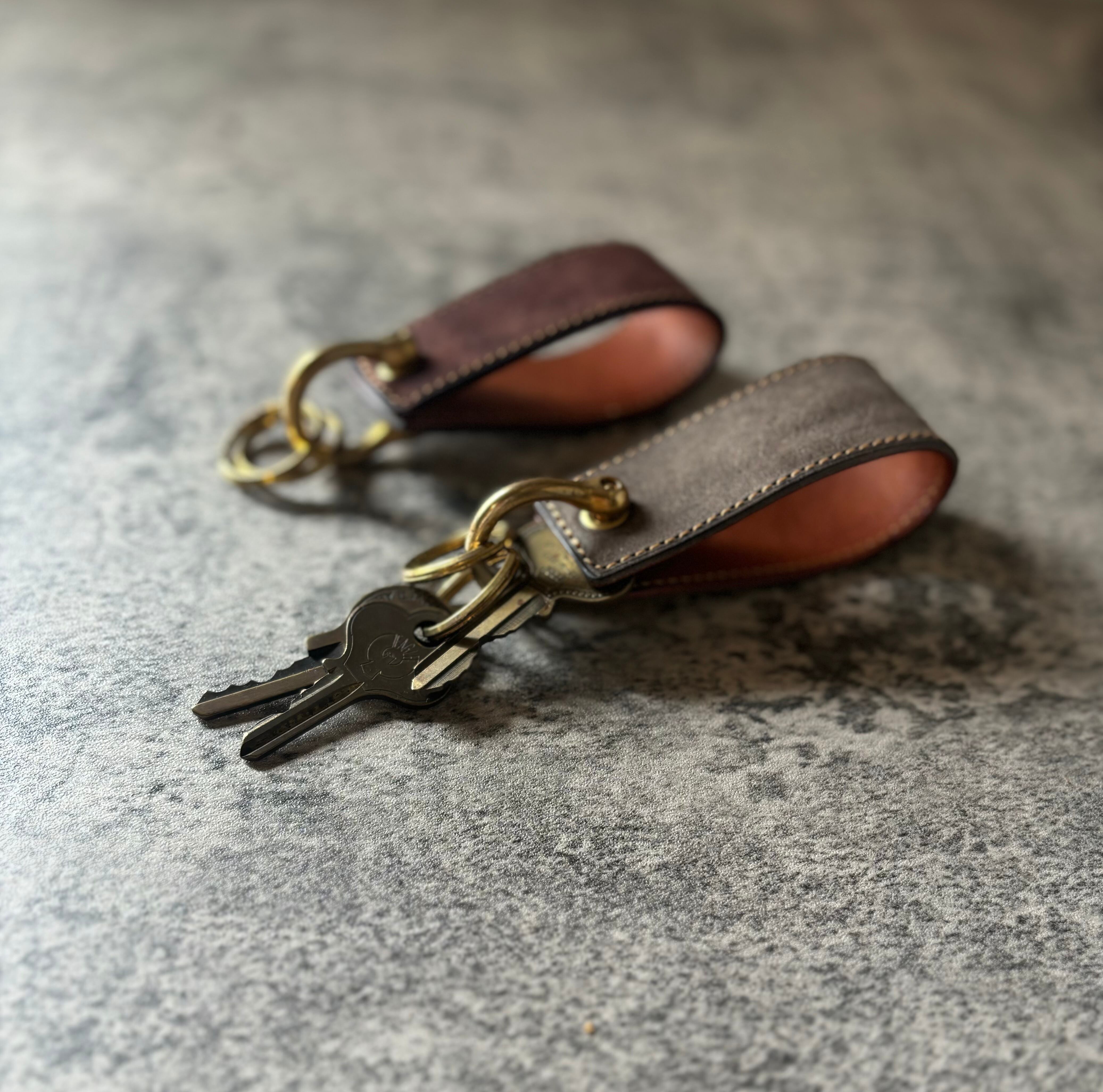 米津玄師 キーホルダー PLACEBO】HOT ! Careering PLACEBO midnight