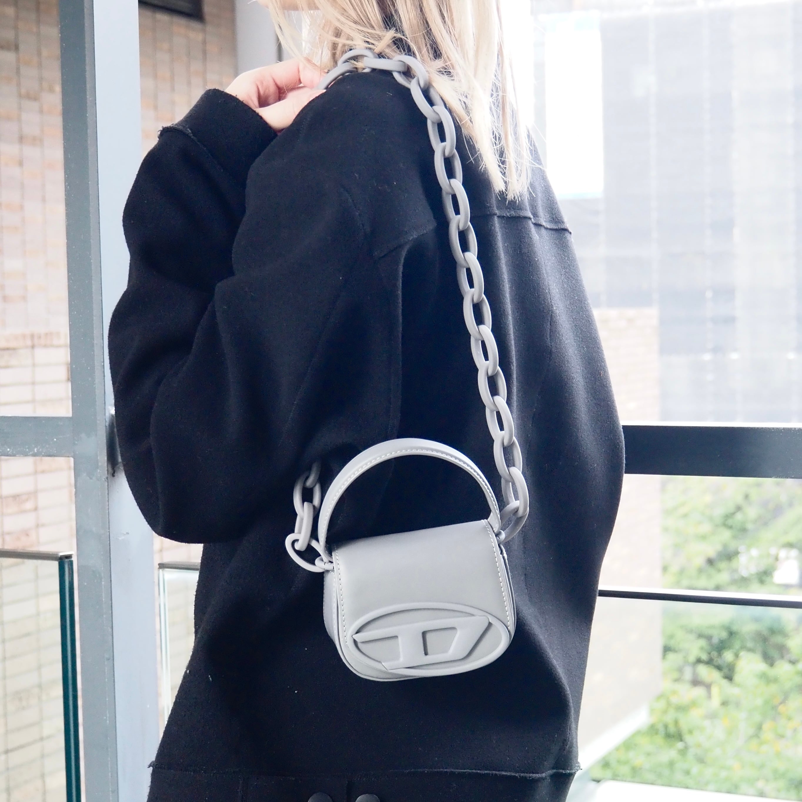 DIESEL 1DR XS ショルダーバッグ レザー グレー ディーゼル 付属品付き