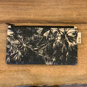 Ashi｜亜紙 Flat Pouch M＊Palm Tree 紙ポーチ 植物柄 ヤシの木 白黒 ハンドメイド