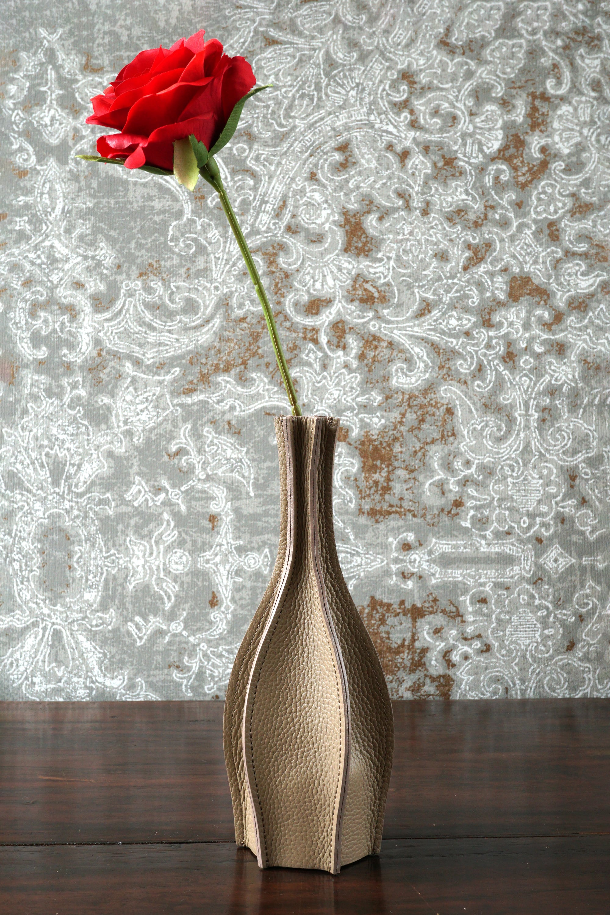 貴重☆レア☆入手困難☆フェリージ☆フラワーベース☆クロコ型押し☆本