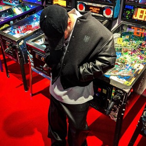 【VETEMENTS】BIKER CROSS EMBROIDERED VARSITY JACKET