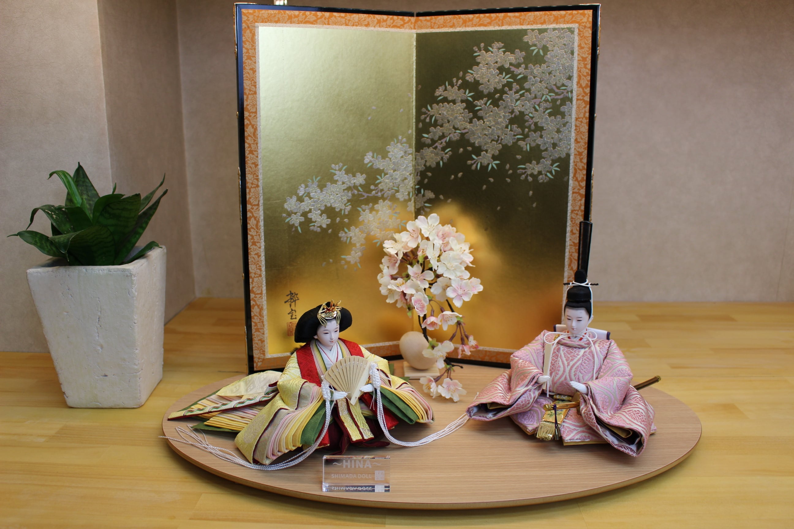 【雛蔵】短檠（大）有職 雛人形 Be'be'/赤ちゃん 芥子親王「有職雛」衣装着親王 | SHIMADA DOLL