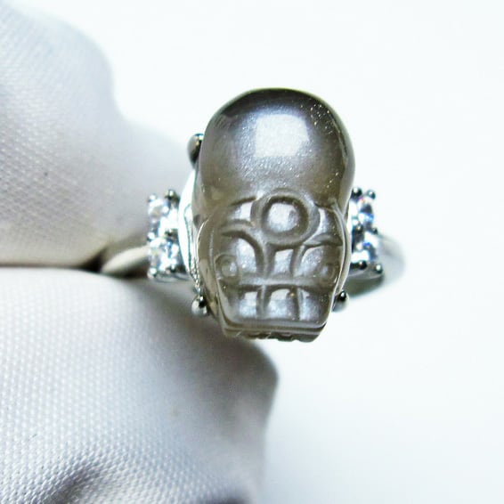 ムーンストーン 指輪 リング 貔貅（ひきゅう） 16号 一点物  [M便 1/20] 115-4349