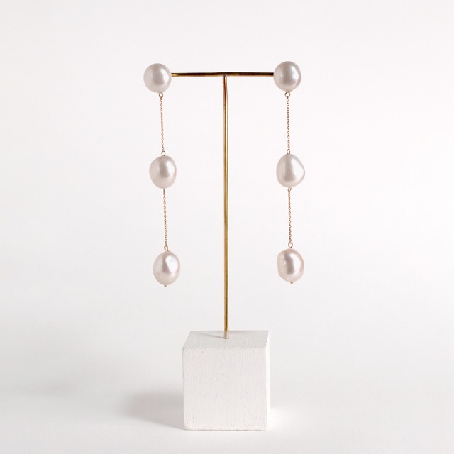 Three pieces pearl chain pierce