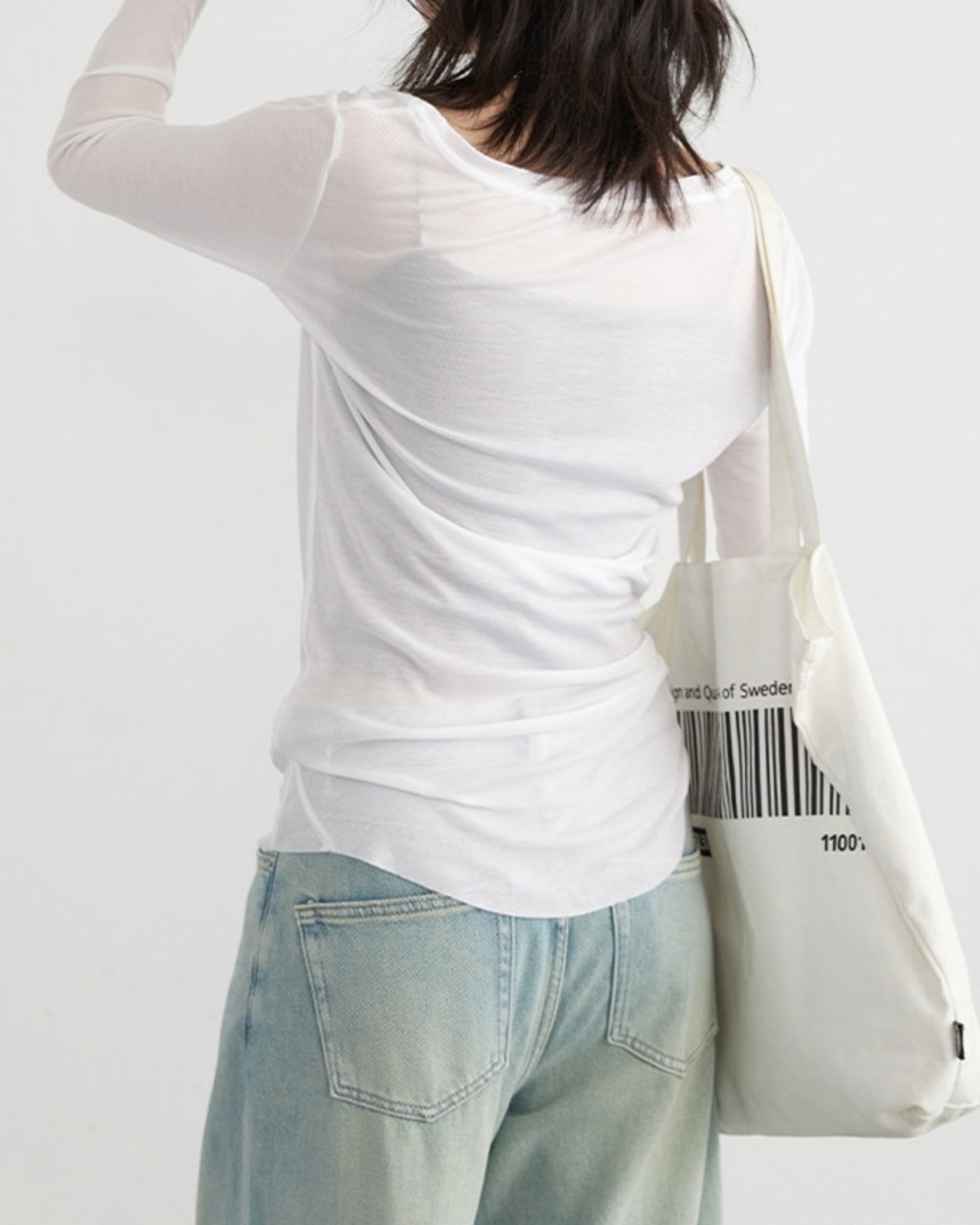 V-neck long sleeve sheer t-shirt L0135