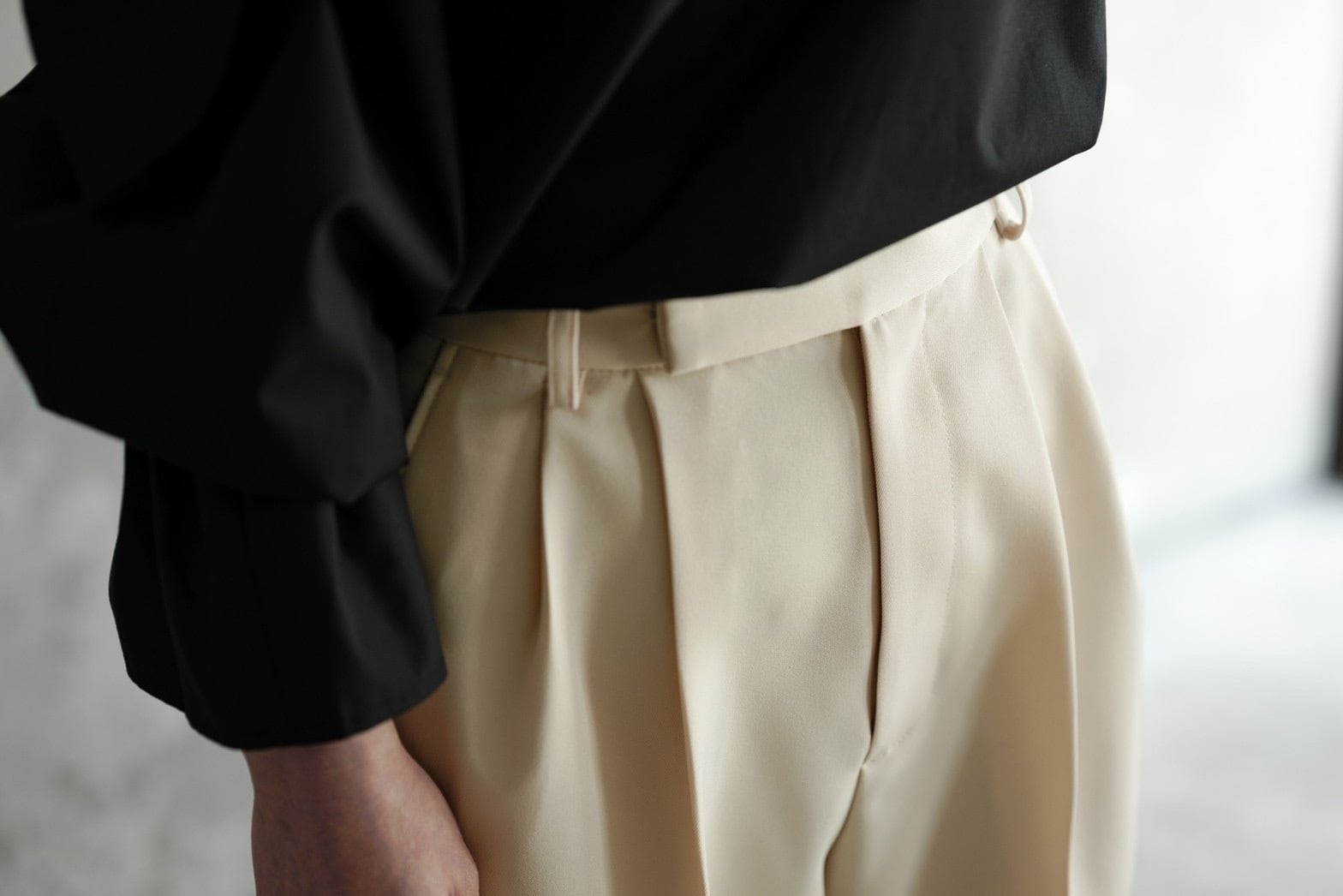 vertical pants(cream) ご注文より一週間前後で発送 | roughlow 