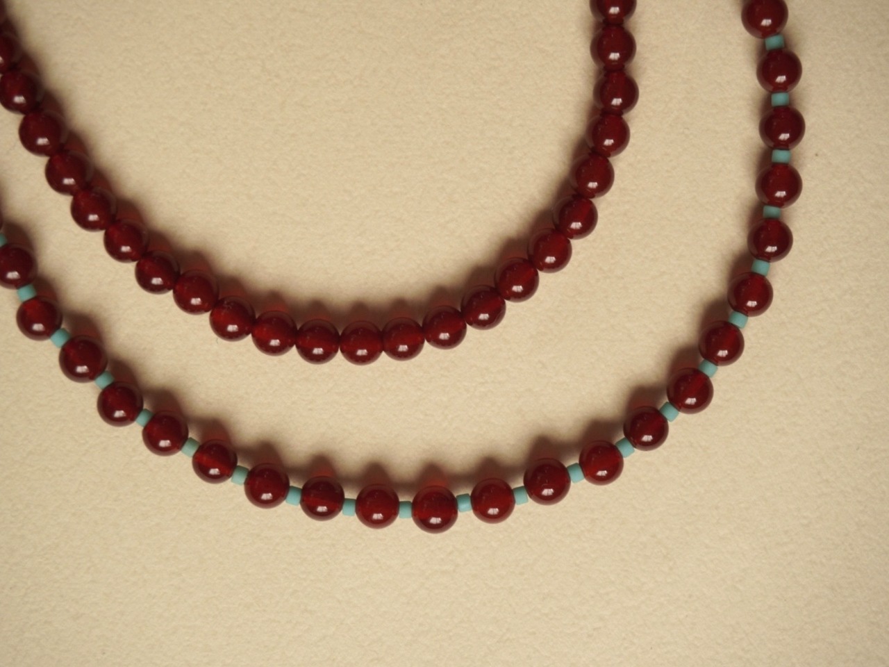 【 WAVE 】red agate × goldfilled ball necklace