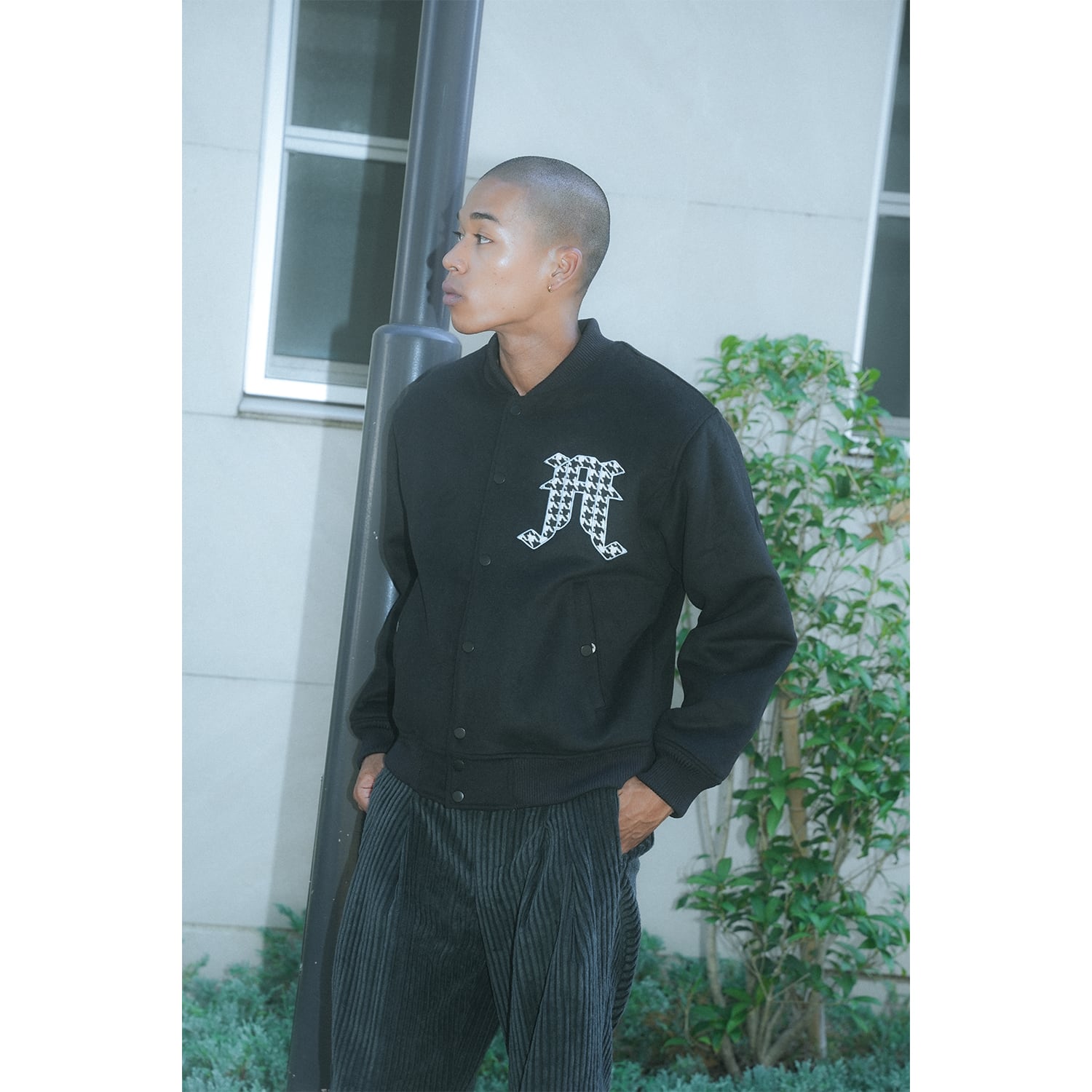 UNEEK BASEMNT - Discover independent style.