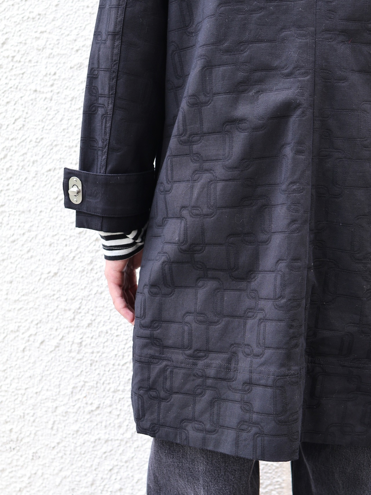 allover design half coat