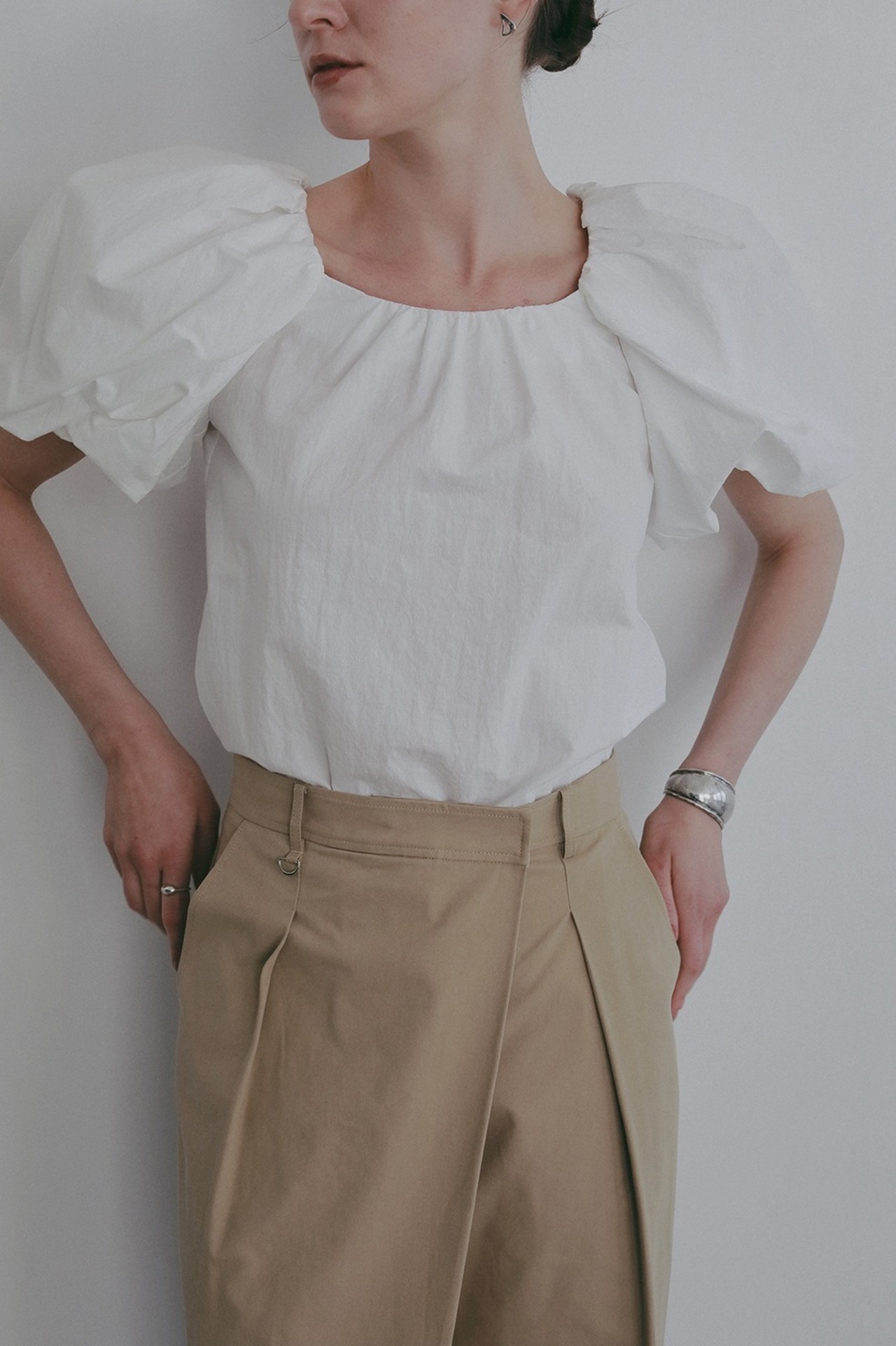 MANOF BALLON SLEEVE BLOUSE 3色展開