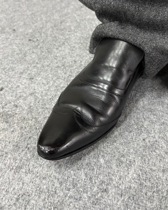 【GUCCI】pointed toe flat leather shoes