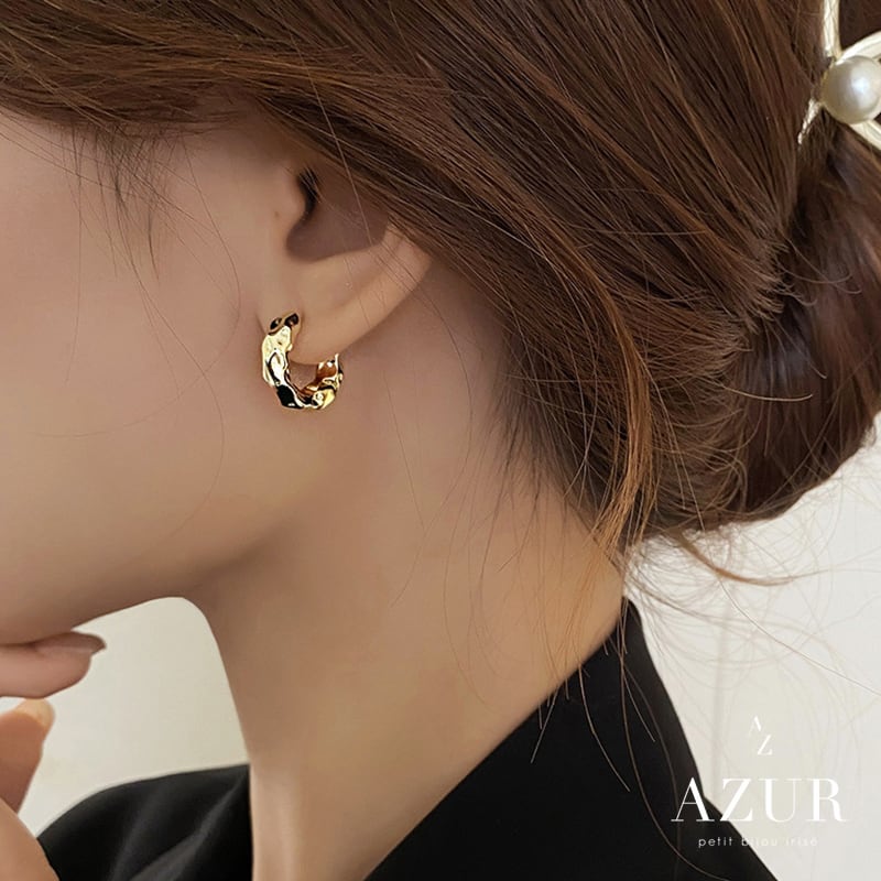 ループラフピアス