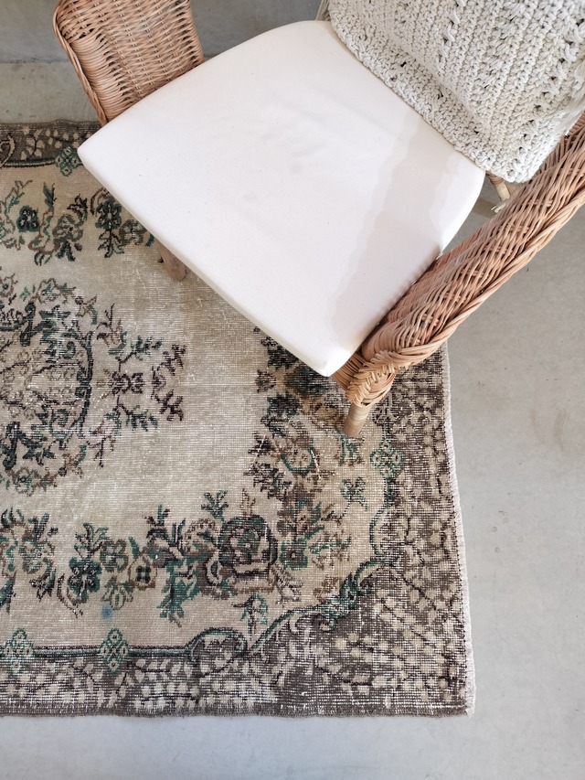 Turkish rug 203✕121cm No.391