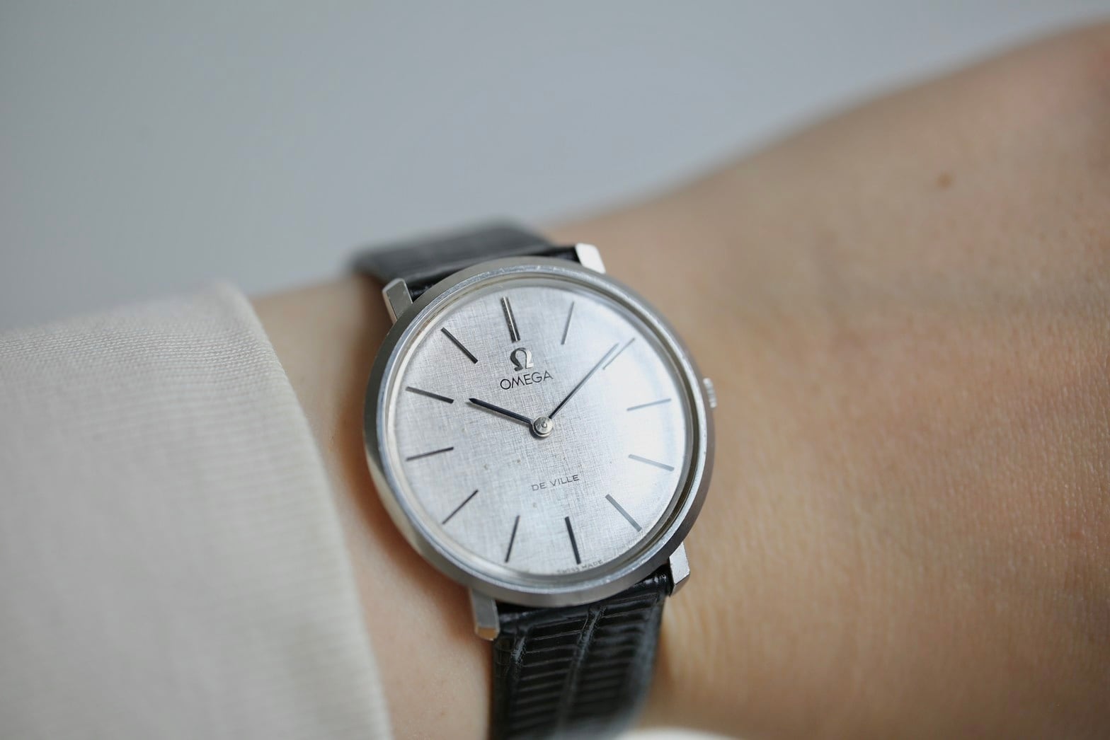 OMEGA】 1972年製 デヴィル ラウンド バーインデックス リネンダイヤル