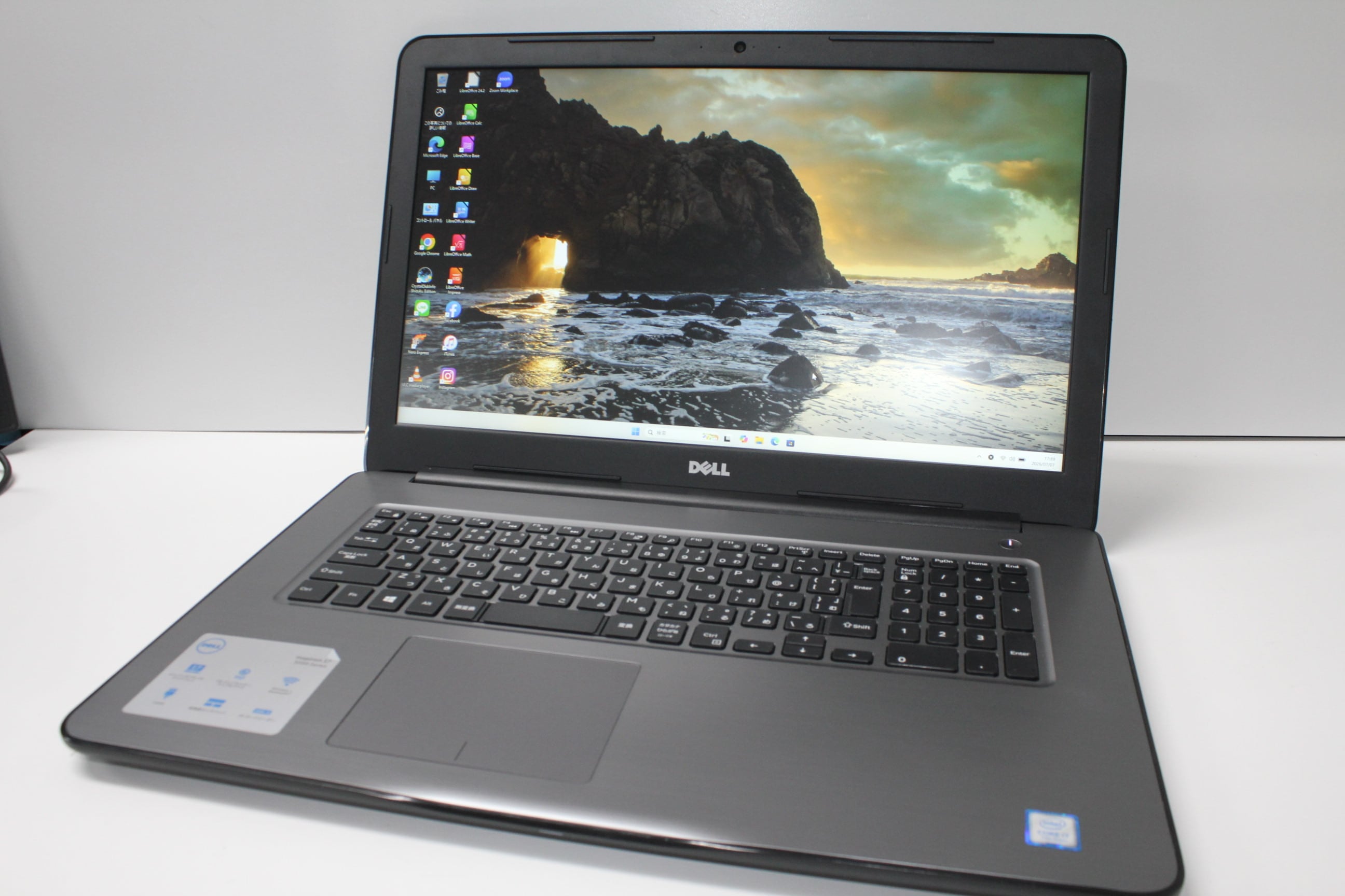 中古ノートPC】Dell〈Inspiron 5570〉第8世代Core i5/SSD256GB/メモリ