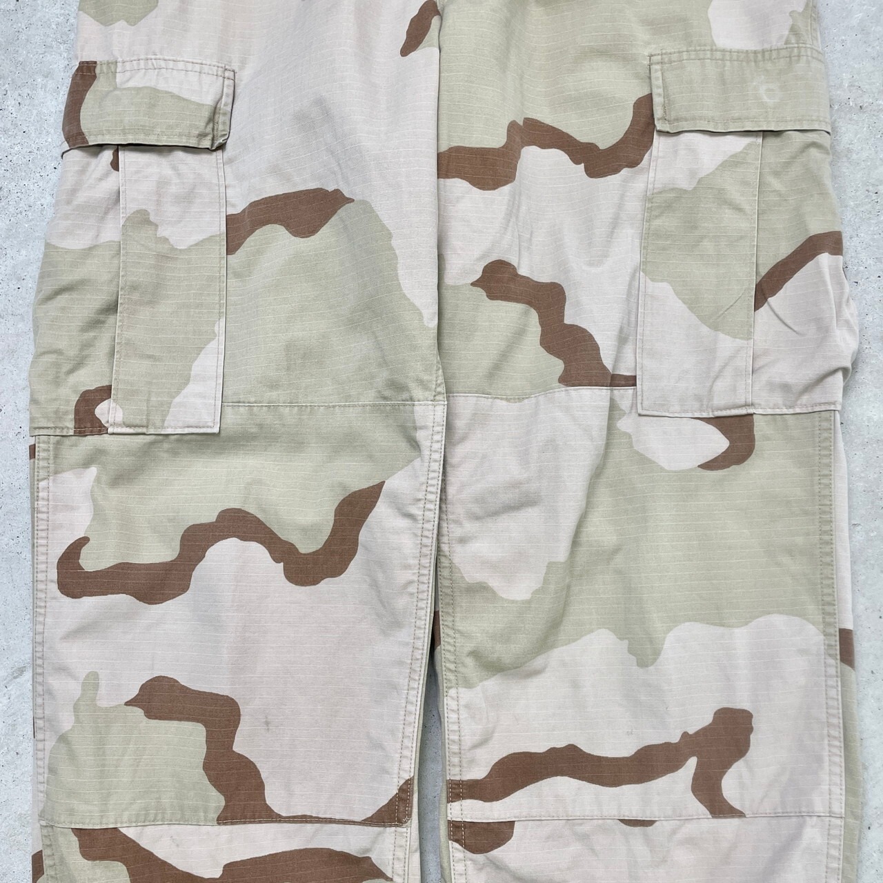 02年納品 米軍実品 3C デザートカモ 迷彩 ミリタリーカーゴパンツ 
