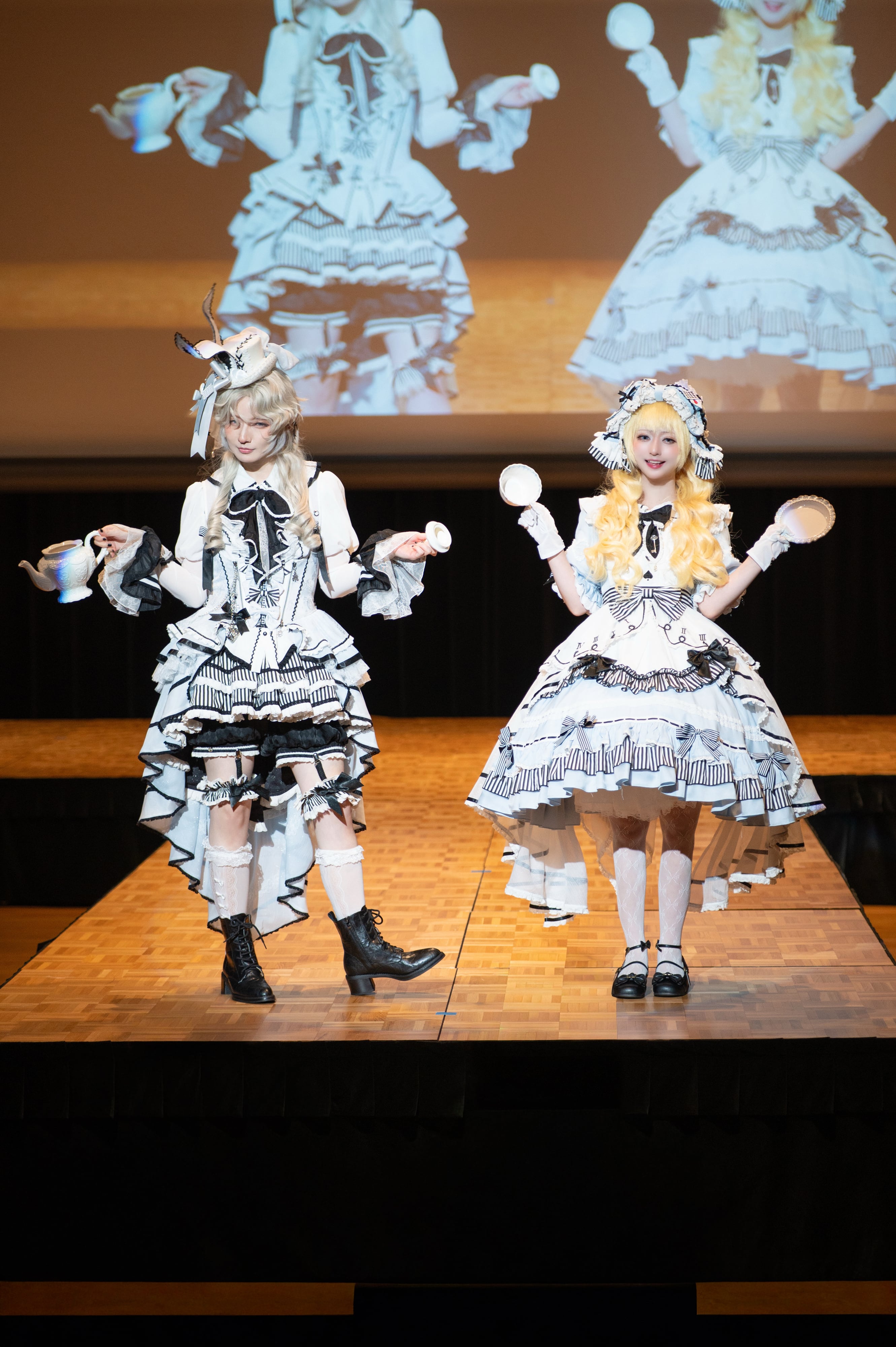 Fashion Show】Sweet Unbirthday アリスエプロン | HoshibakoWorks