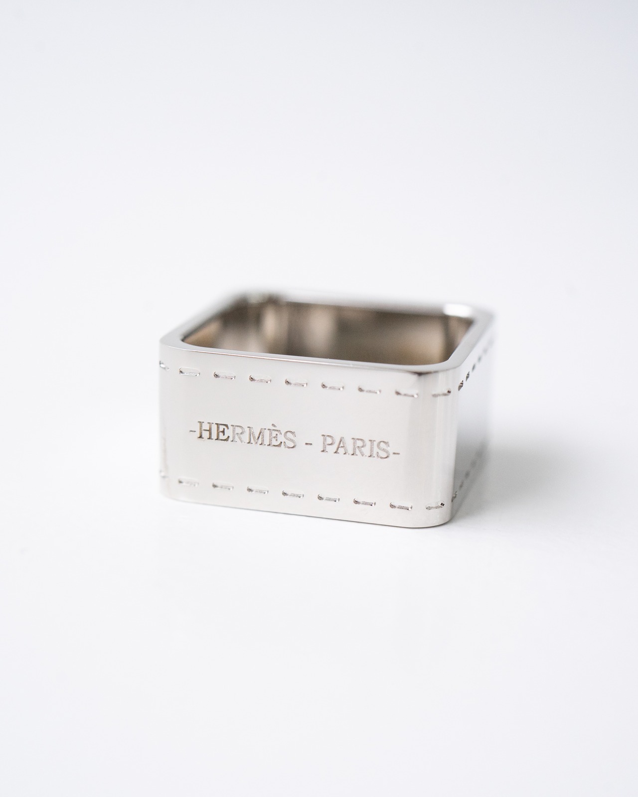 〈Hermès〉Bolduc Scarf Ring