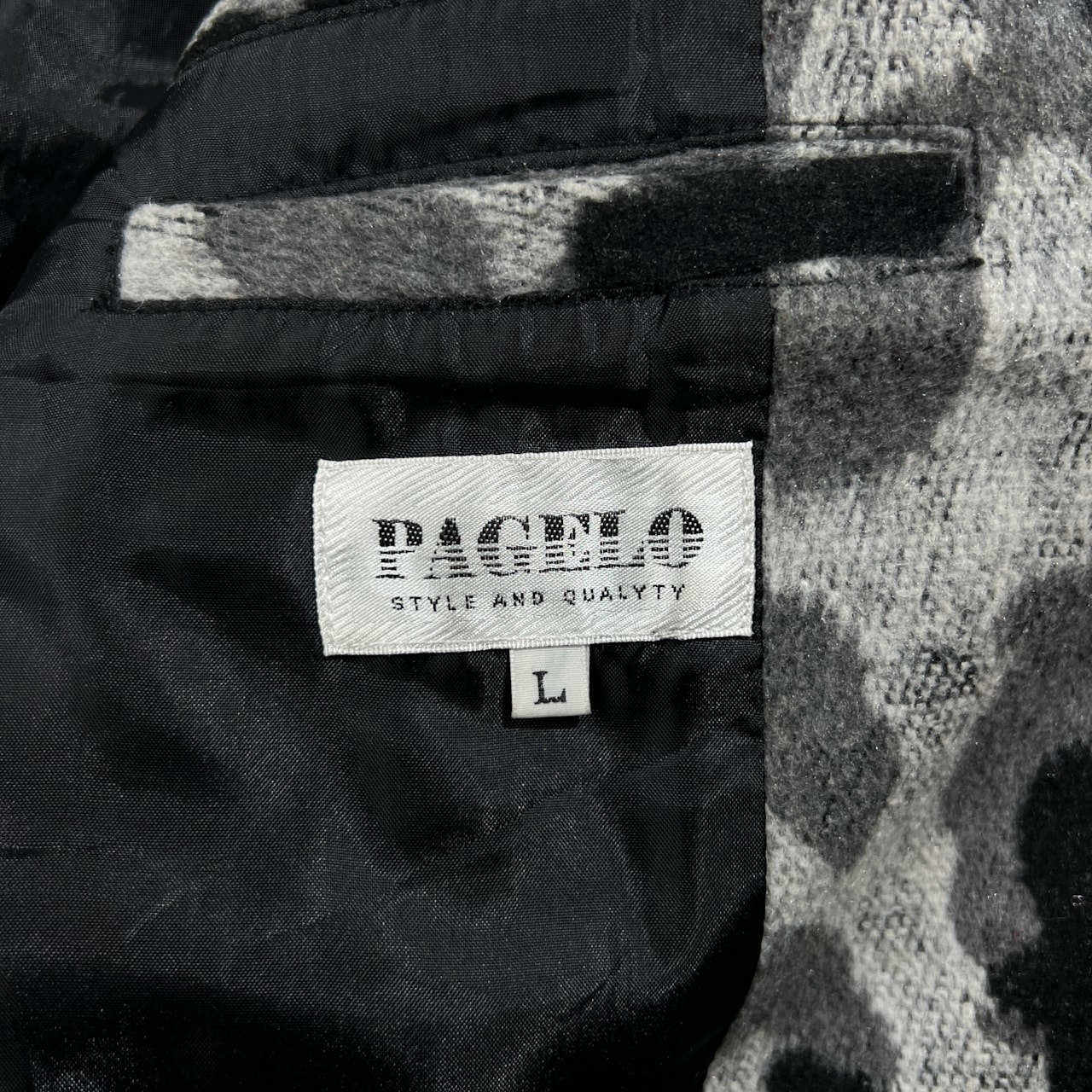 PAGELO パジェロ 迷彩 カモフラ 袖革 レザー スタジャン サイズ L /メンズ/総柄/ブラック×グレー系