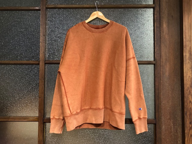 CHAMPION REVERSE WEAVE GARMENT DYED CREW SWEAT (ORANGE)