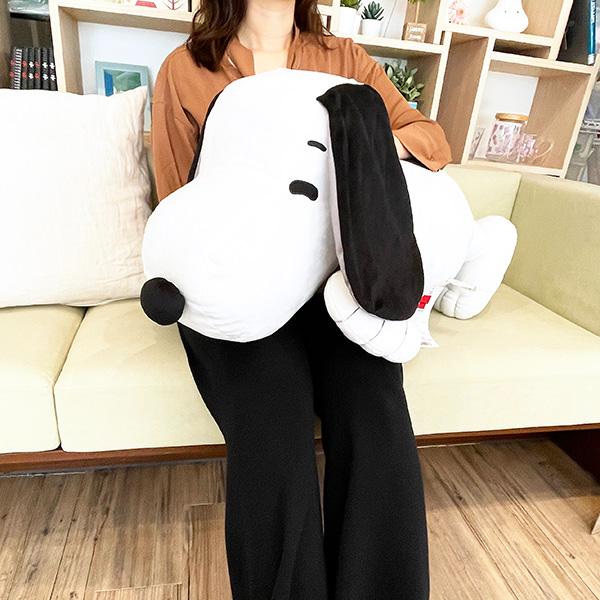 スヌーピー 抱き枕（大） ぬいぐるみ ベビー インテリア SNOOPY 西川