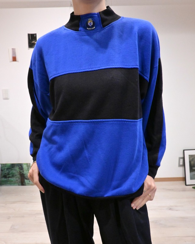 90s MOCK NECK SWEAT