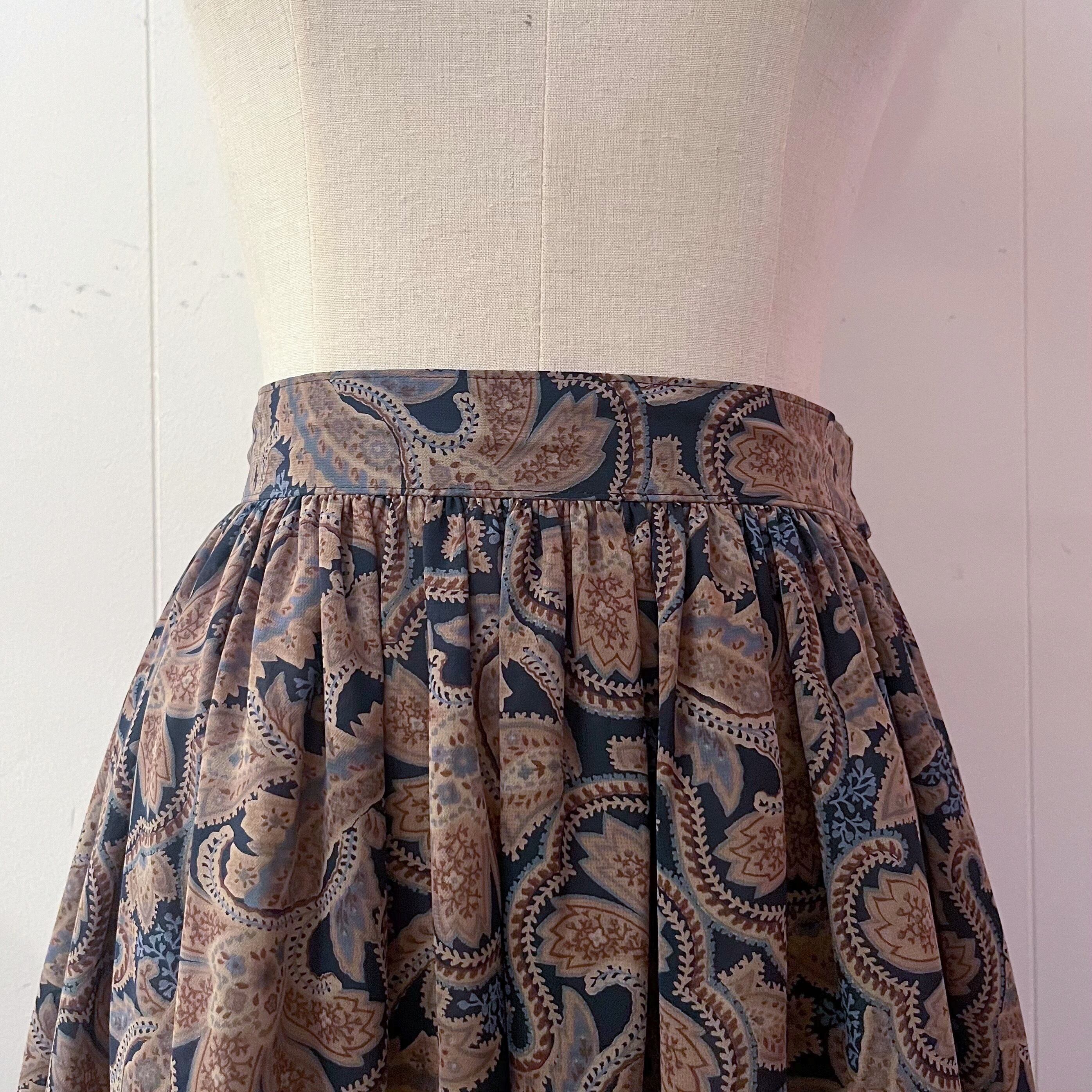 navy beige botanical flare skirt