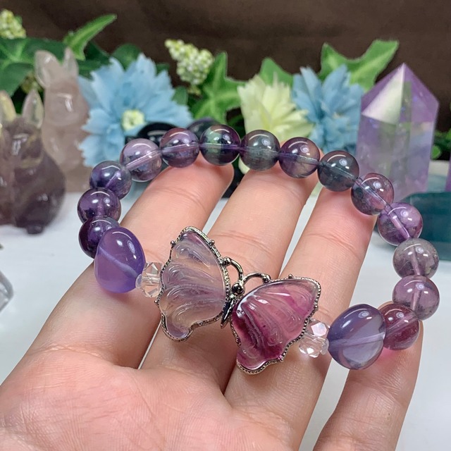 ~Butterfly~☆フローライト デザインブレスレット