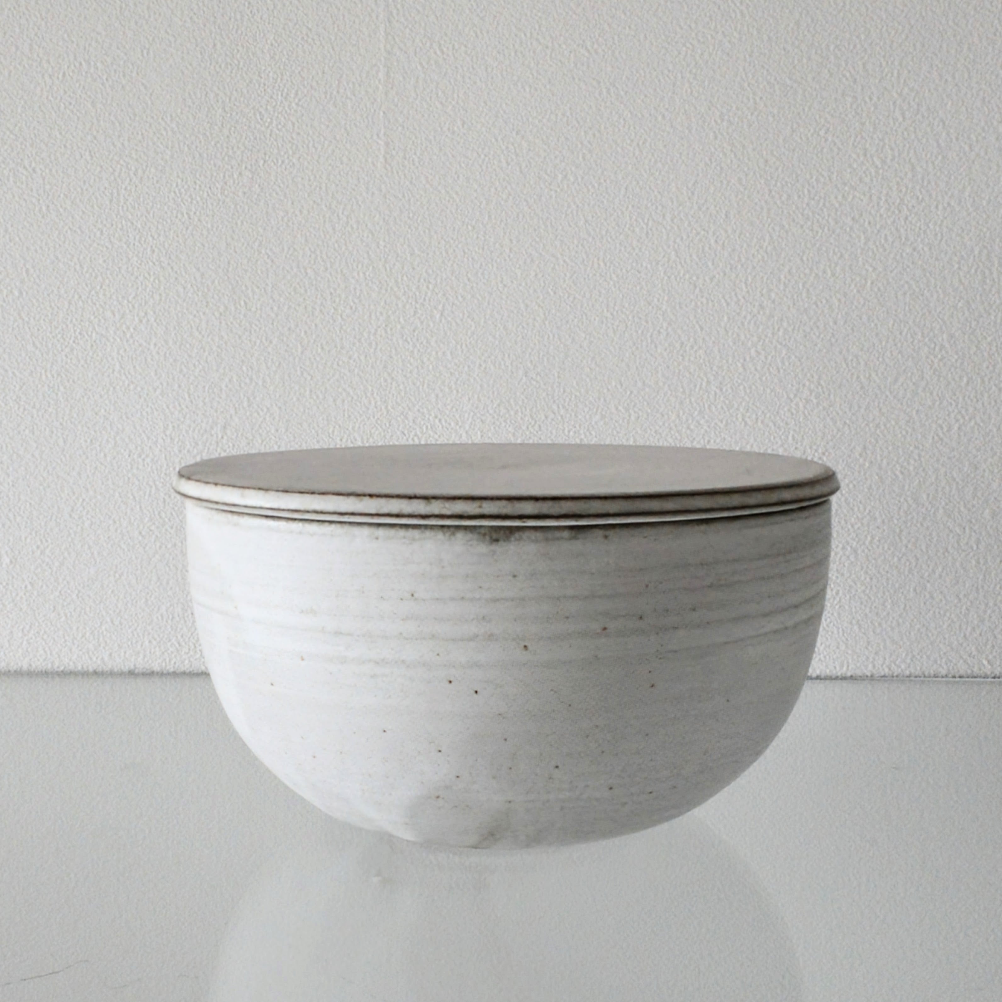 【LIMITED】小野俊 / 淡寂釉 蓋物(手なり)LL