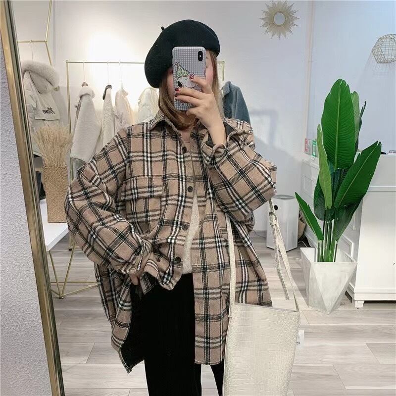 チェックシャツ