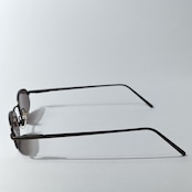 "DKNY" OVAL SUNGLASSES